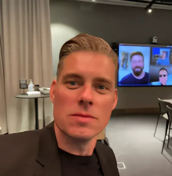 Jaap Van Duijvenbode from CAEVES Technology